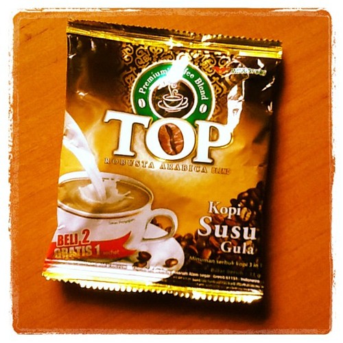 kopi hitam Top Coffee
